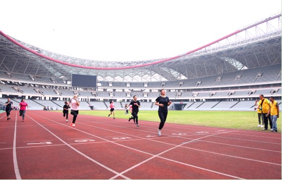 1526264906124667.jpg 比出-2.jpg