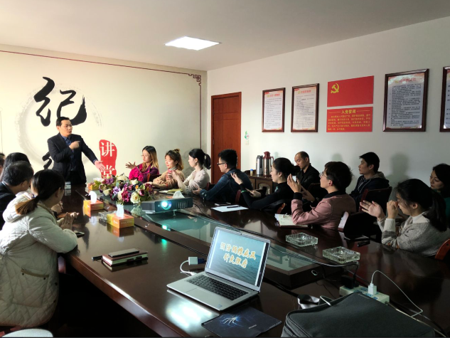 1542179602778444.png 明星-1.png